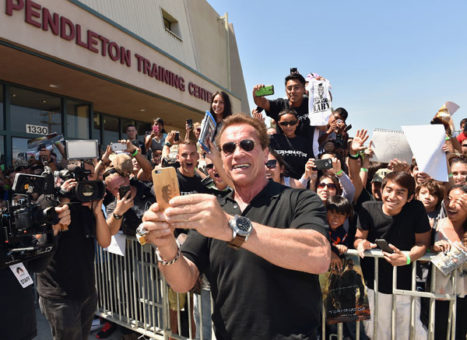 ARNOLD_SELFIECAMP_