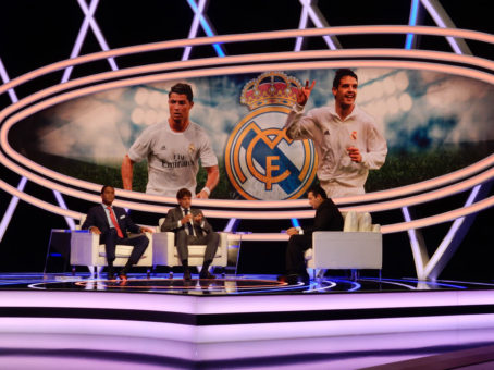 Fernando Morientes, Patrick Kluivert invitados