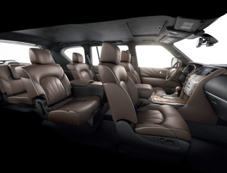 WEB_2015_Infiniti_QX80_Limited_03