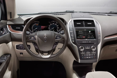 WEB_15LincolnMKC_11_hr