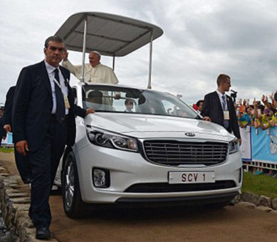 Papa Francisco en KIA en Corea del Sur